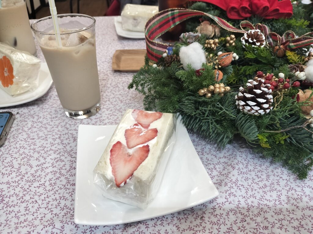 クリスマスリースプチティル