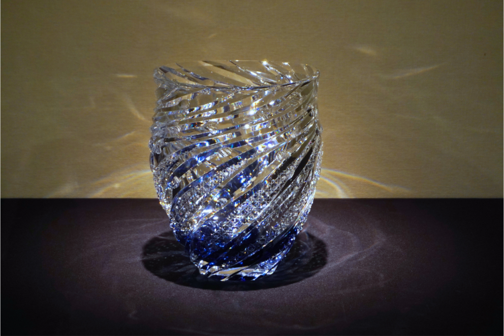 氣賀澤雅人 玻璃作品展 硝子切子花瓶「海宮」
